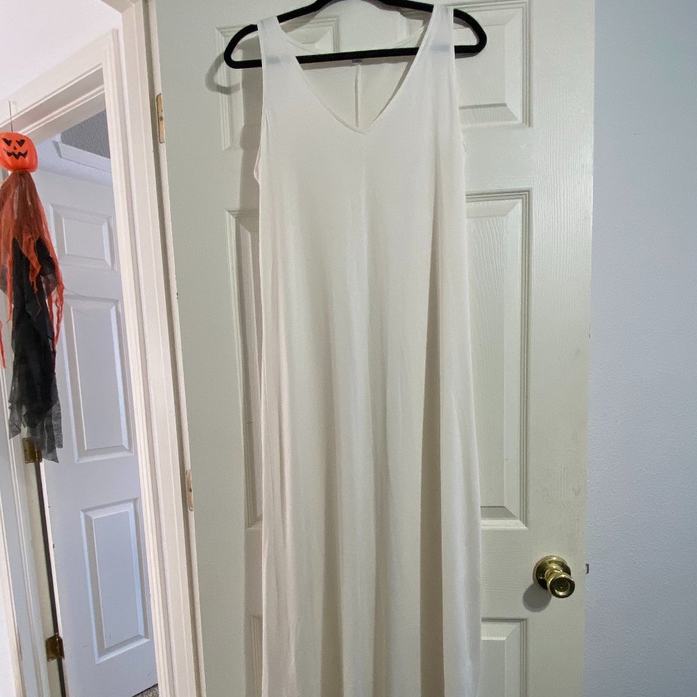 Unbranded White Maxi dress/Coverup Small